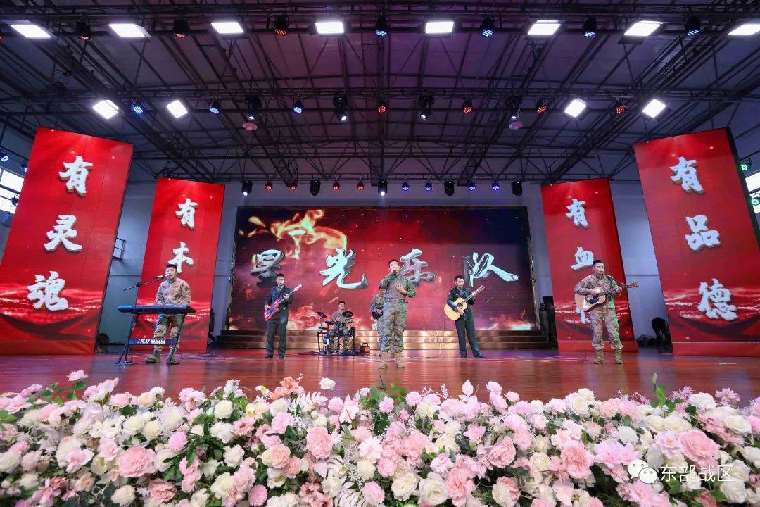 关于Ning迎来三赛季出色发挥，FPX观众热烈欢呼！的信息